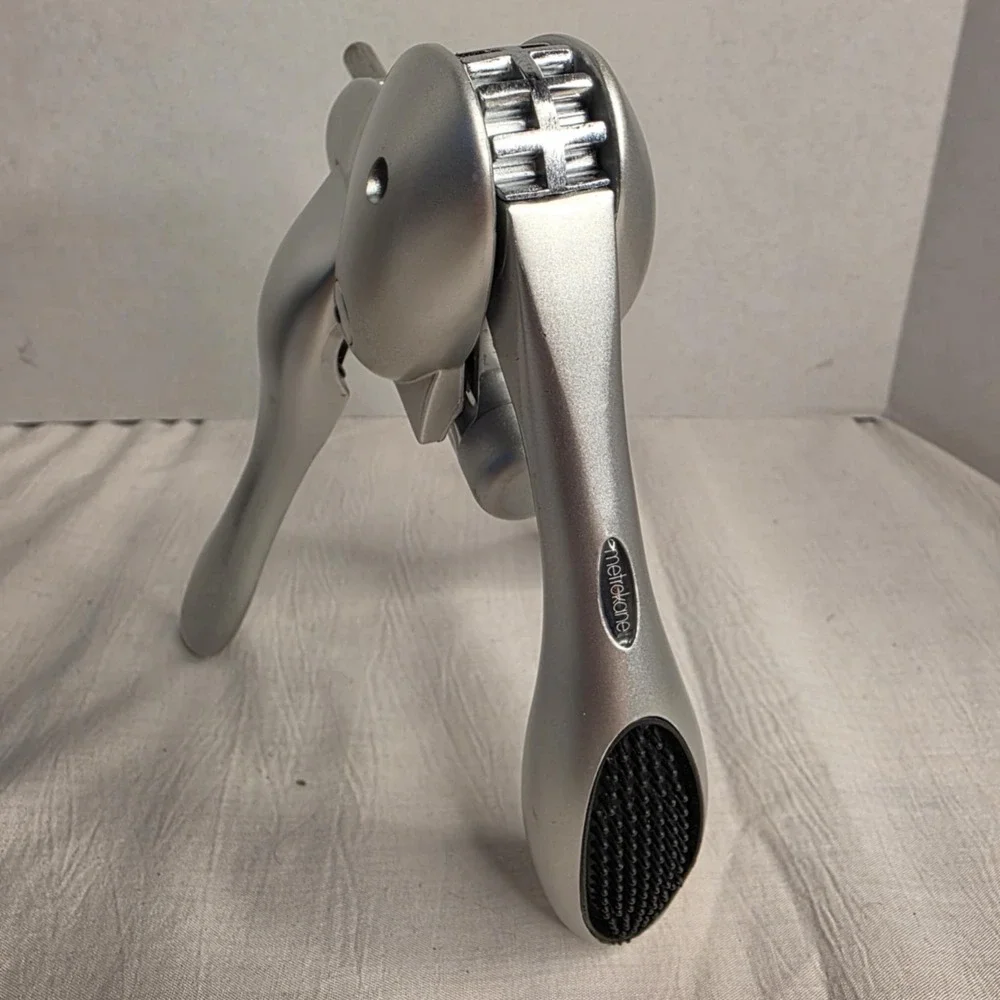 Houdini‎ Silver Aerating Pourer Set